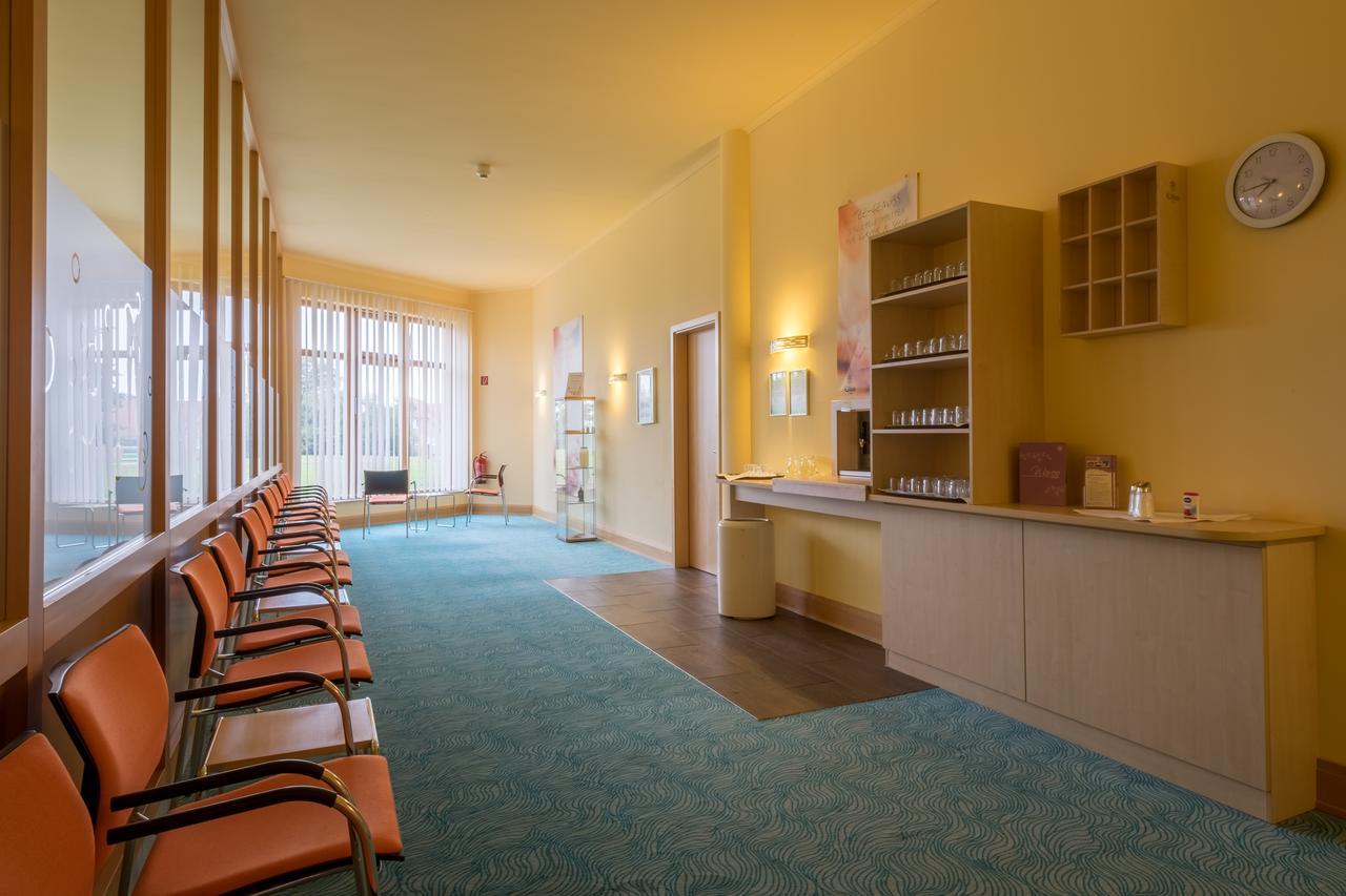 Kurzentrum Waren Waren  Extérieur photo